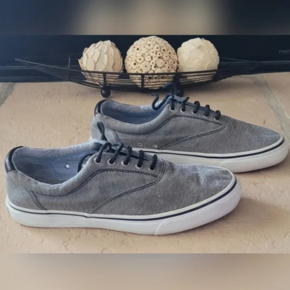 Men boat shoes - Picture 3 of 5